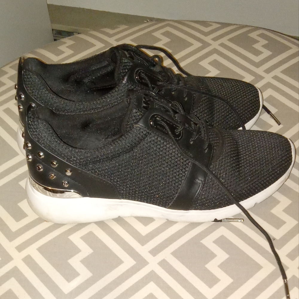 Micheal Kors sneakers